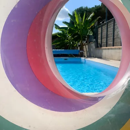 Homestay szállás Cosy Avec Salle De Bain Privee Et Piscine Au Calme