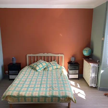 Séjour chez l'habitant Spacieuse, Piscine