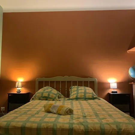 Homestay szállás Cosy Avec Salle De Bain Privee Et Piscine Au Calme Saint-Sylvestre-sur-Lot