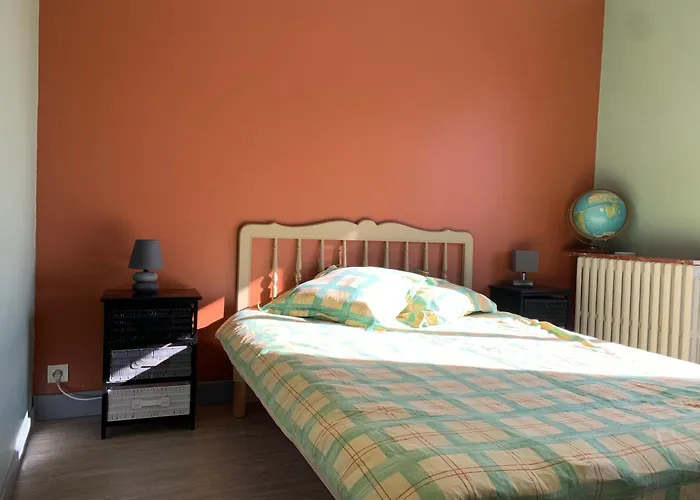 Privatunterkunft Cosy Avec Salle De Bain Privee Et Piscine Au Calme *