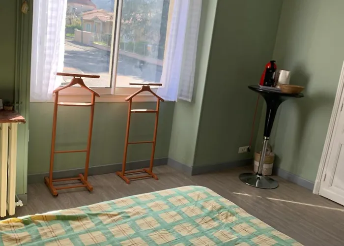 Cosy Avec Salle De Bain Privee Et Piscine Au Calme Privatunterkunft Saint-Sylvestre-sur-Lot
